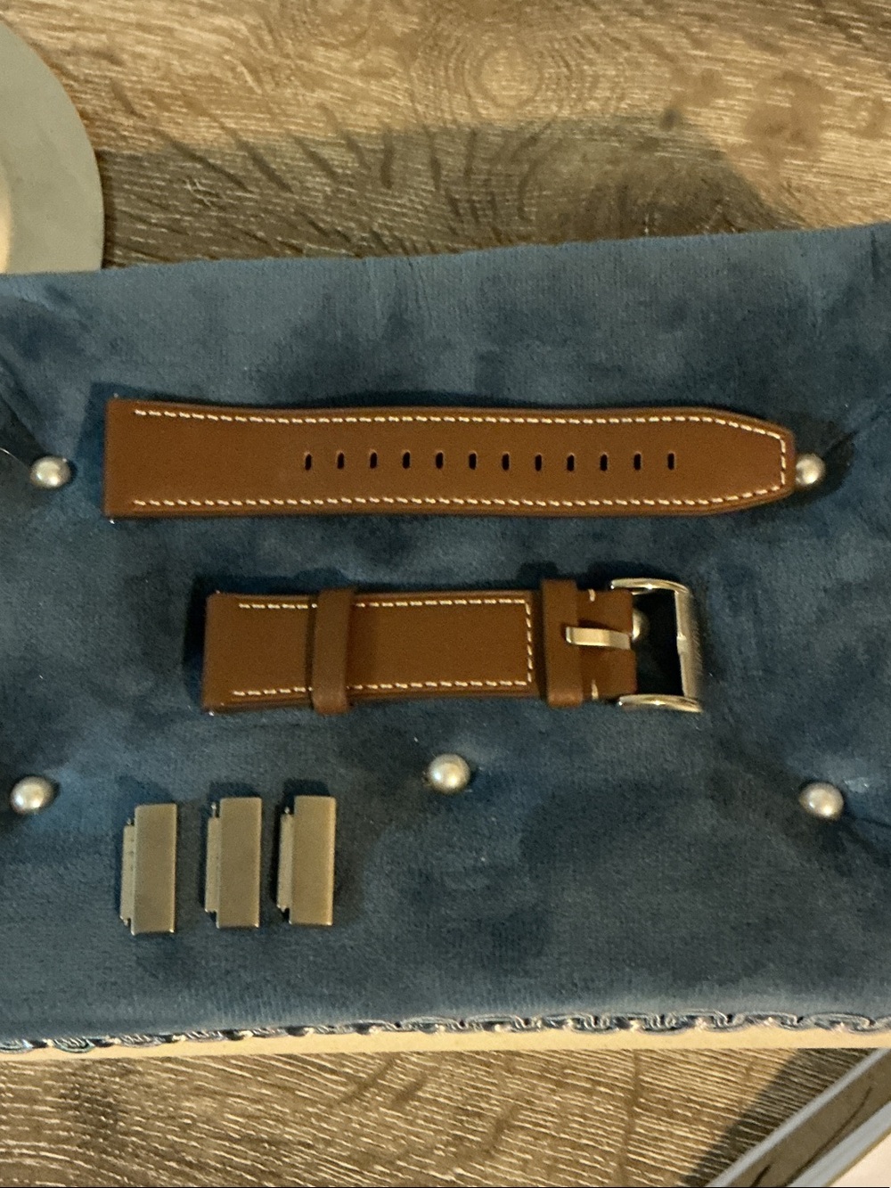 Huawei Brown Leather Watch Band with Silver Buckle & Extra Links Sz 22L NEW